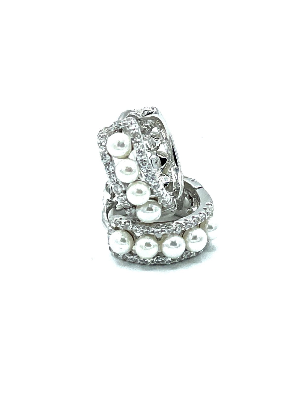 Cerchi in argento tit. 925m. con zirconi e perla
