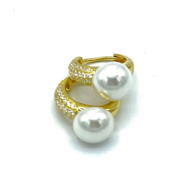 Hoops in silver tit. 925m. with cz. and pearl.