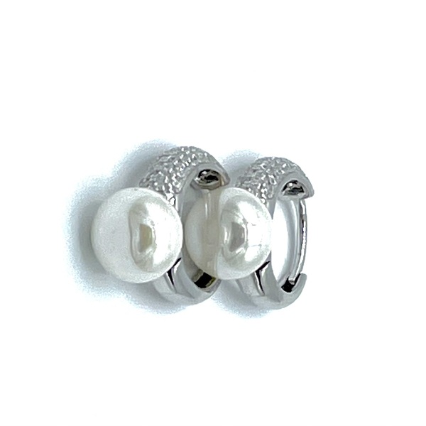 Hoops in silver tit. 925m. with cz. and pearl.