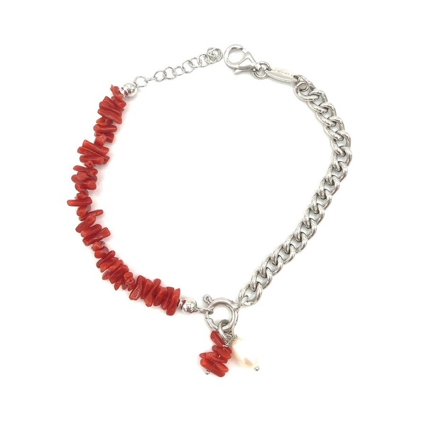Bracelet in silver tit. 925m. with coral and pearl.