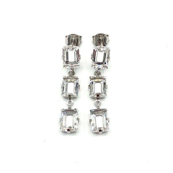 Orecchini in argento tit. 925m. con swarovski.