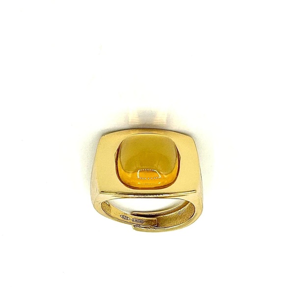 Ring in silver tit. 925m. and hydrotermal quartz.